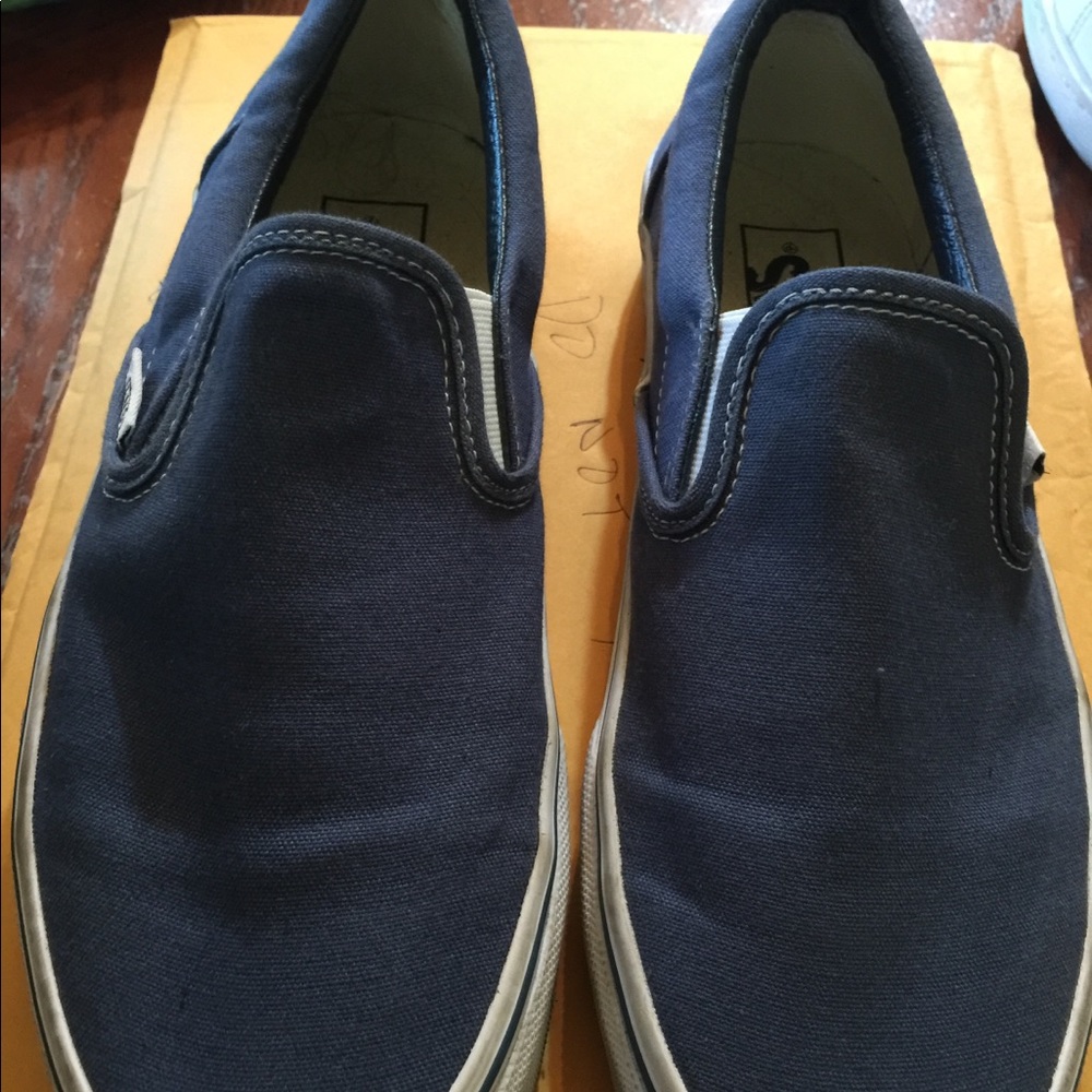 Vans - Picture 2 of 3